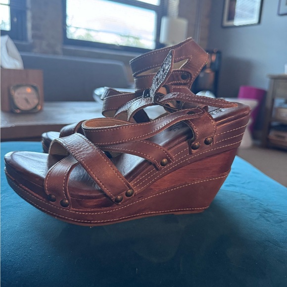 BEDSTU Stylish Brown Leather Sandals - Picture 3 of 8